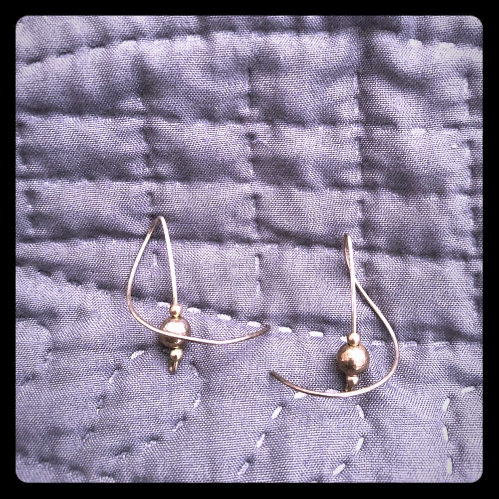 Silver Earrings-Silver Spun Around 3 Silver Balls